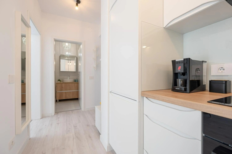 Trendy flat by the University