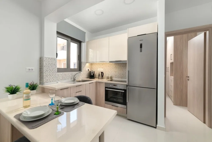 1 Bedroom Apartment with balcony