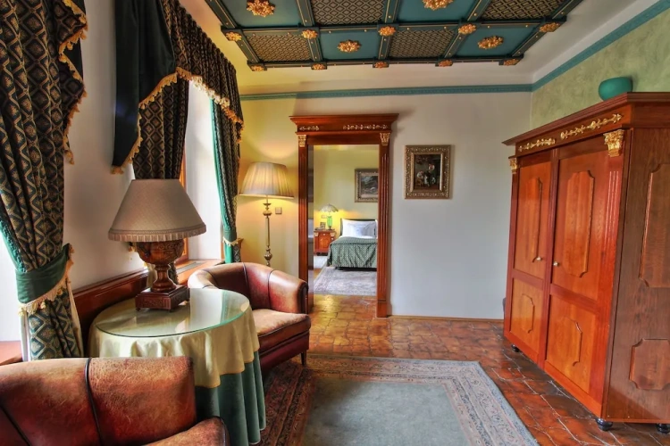 Standard Suite