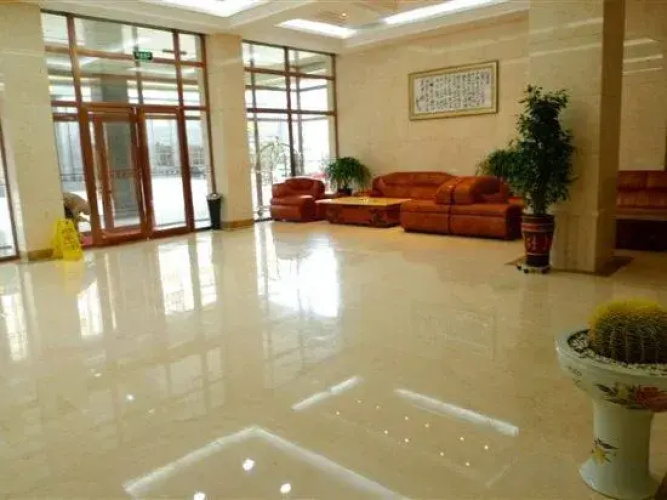 Mohe Hongxin Holiday Hotel