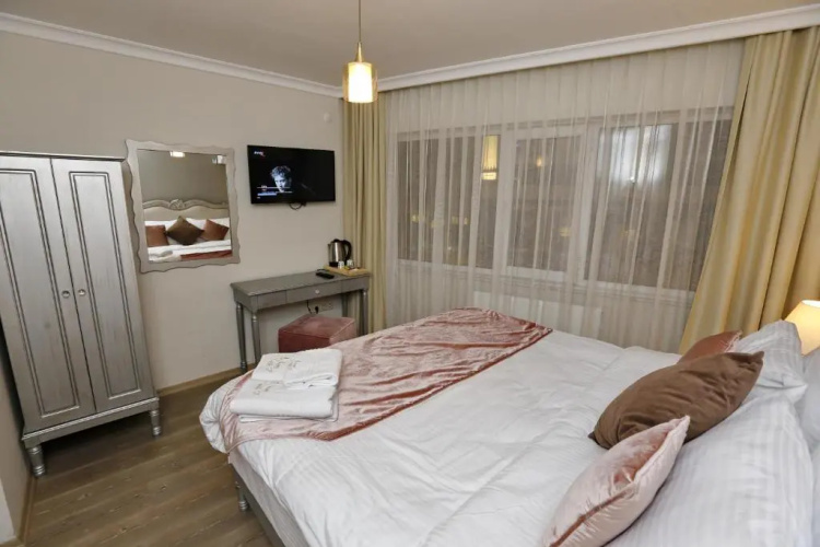 4 Angels Hotel