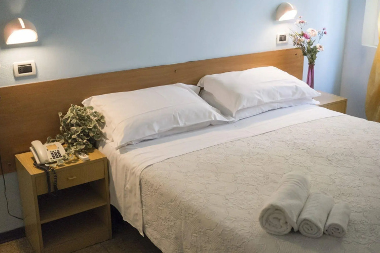 Eliseo Budget Hotel