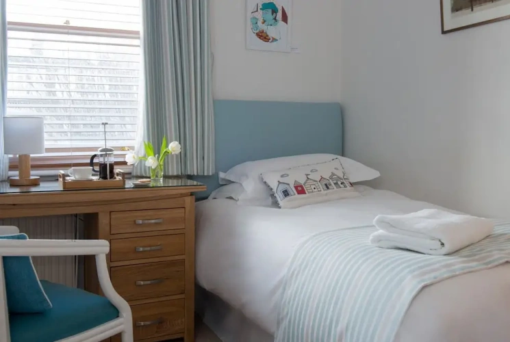 Classic Single room