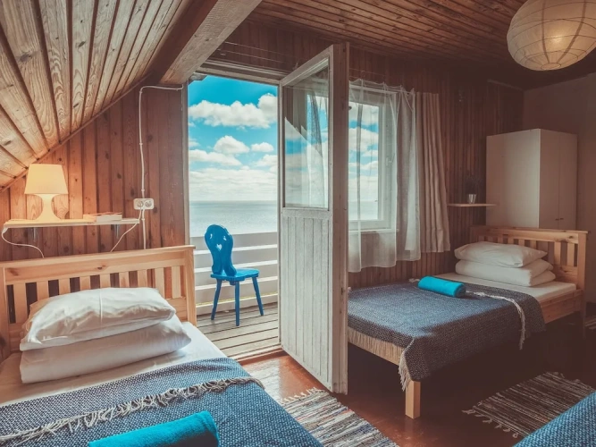 Standard Triple room with sea view