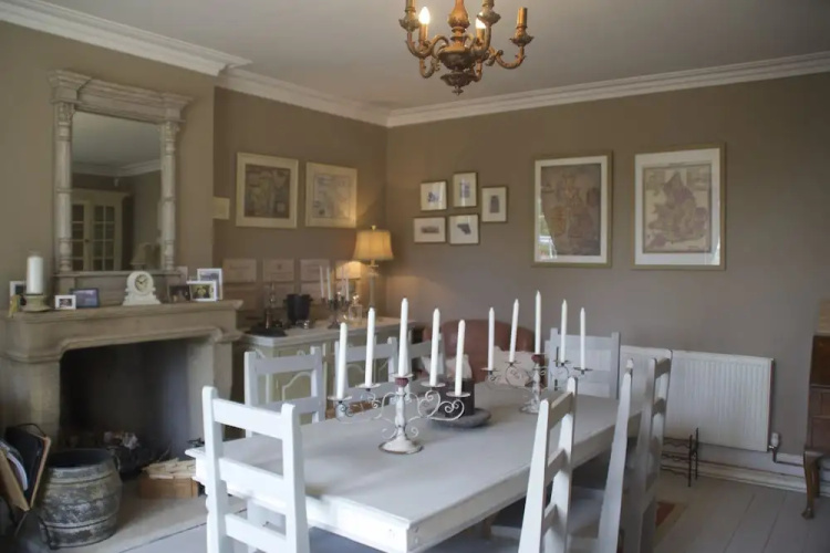 Roundhill Farmhouse