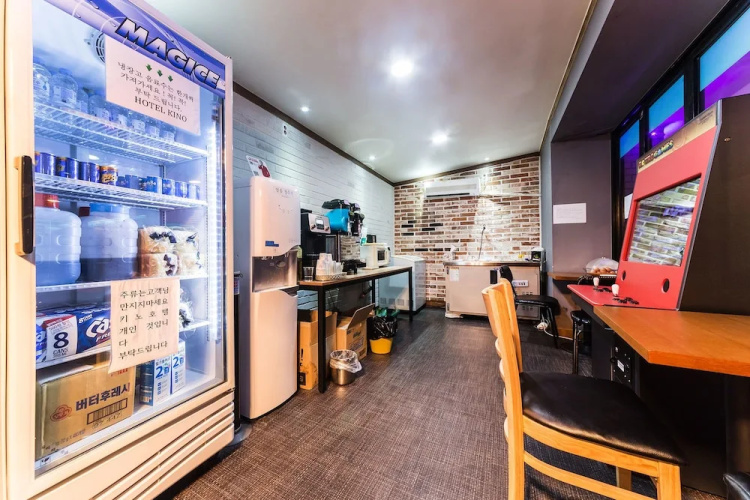 Hotel Kino