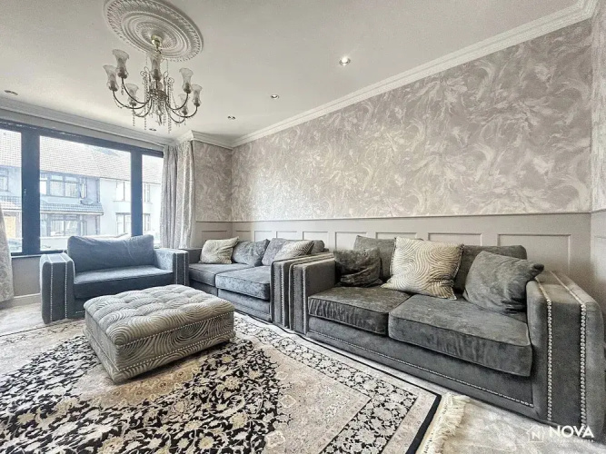 Elegant Family Home, 2x Jacuzzi Corner Bath