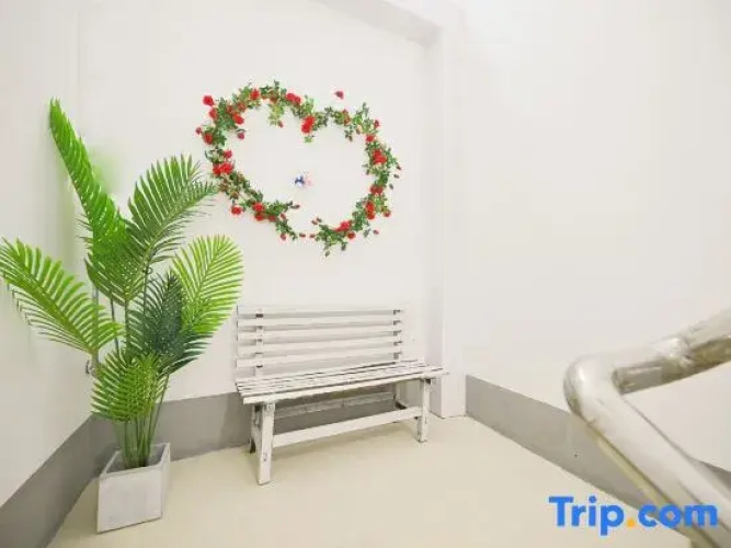 Joyful Nest Luoyang