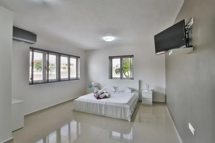 Luxury Villa With Pool in Jan Thiel