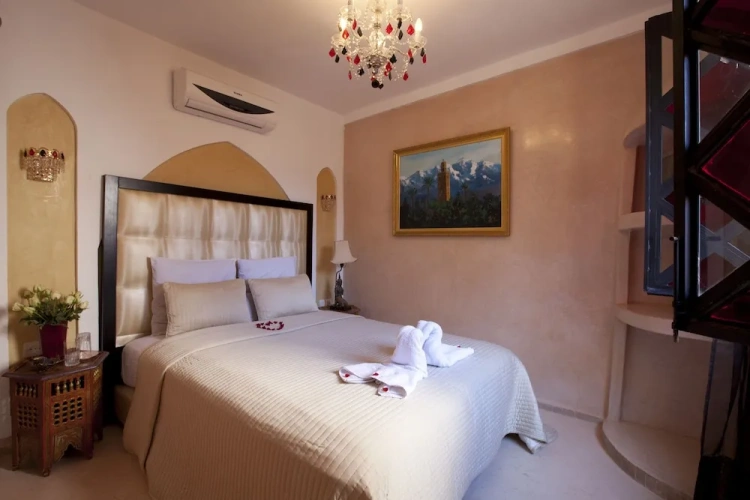 Standard Double room with view