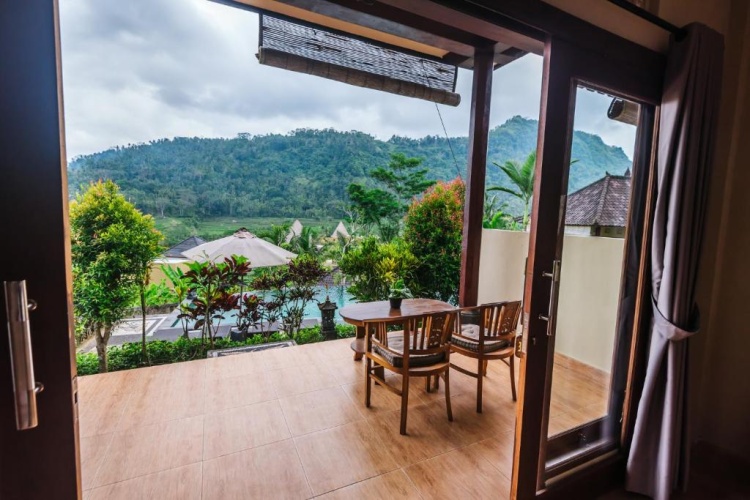 Deluxe Double room with view