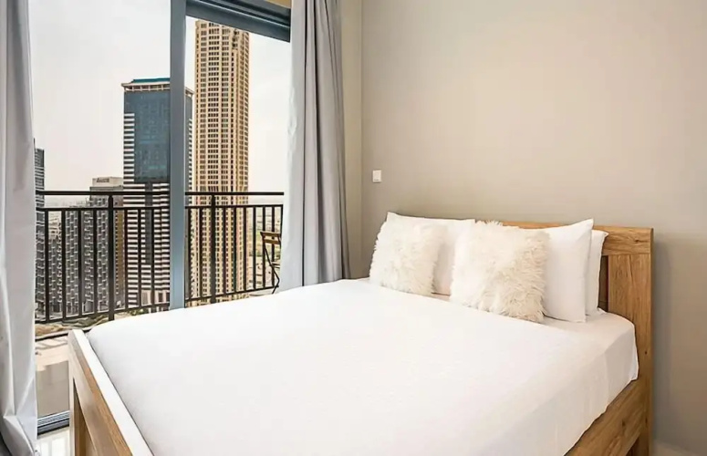 Fascinating 1BR Apt in Zada Tower