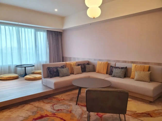 1 Bedroom Suite with city view