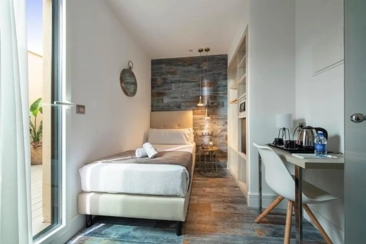 Superior Single room