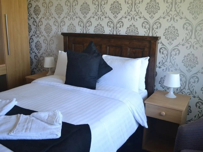 OYO Knowesgate Inn