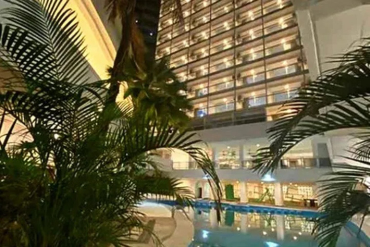 Hotel SNTSS by Bnow Hotels