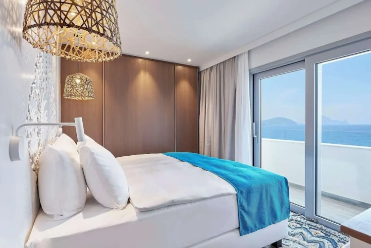Cliff Duplex Suite with sea view