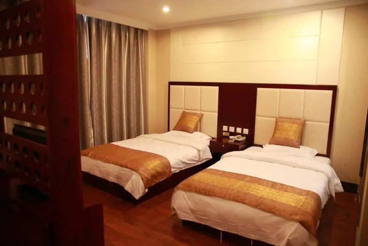 Kaiyue Hotel
