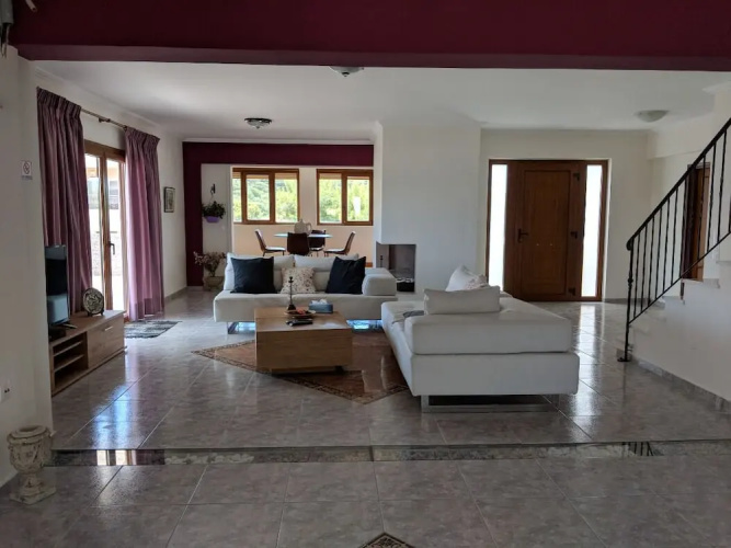 Villa Apex