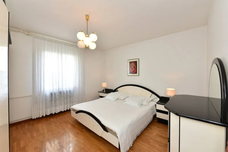 Apartment Mirjana