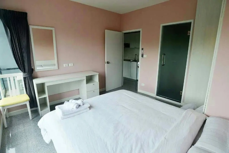 2 Bedrooms Luxury Apartment with mountain view