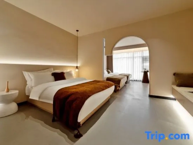 Triple Suite