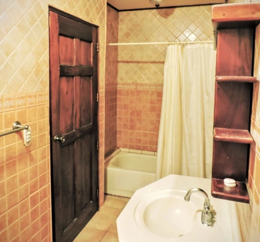 2 Bedrooms Family Suite with mountain view