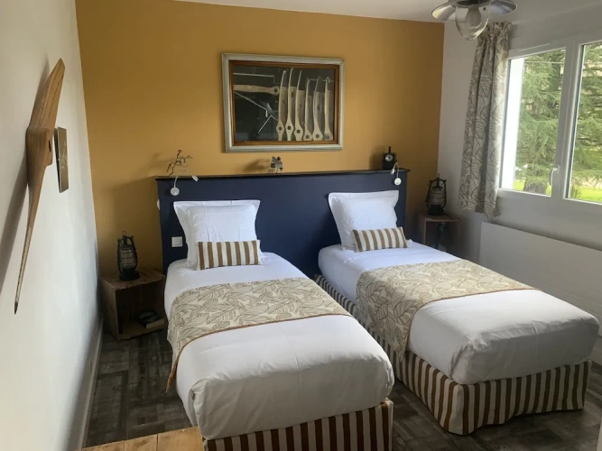 Comfort Twin room with park view