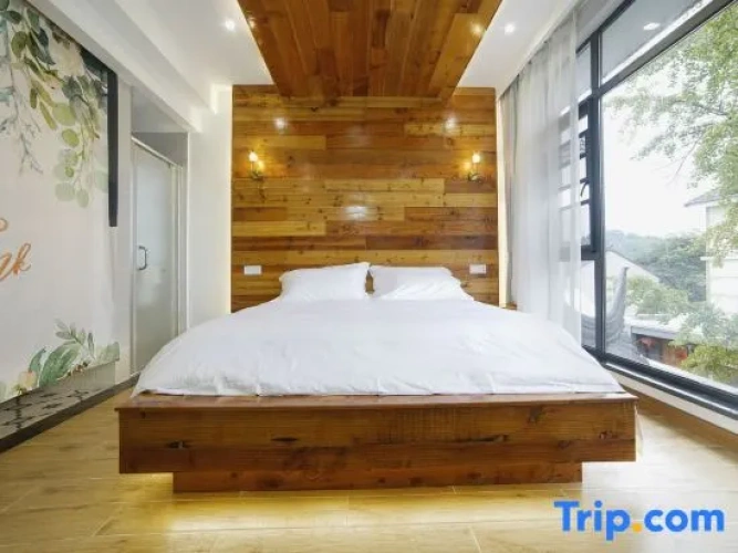 Standard Double room with courtyard view