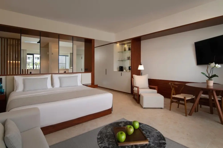 Deluxe Double Junior Suite Garden View
