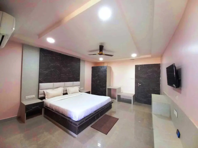 Nirmalya Inn