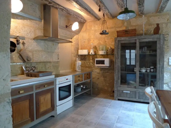 2 Bedrooms Cottage