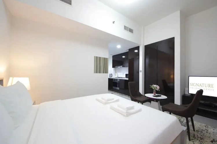 Studio Apartment in Merano Business Bay