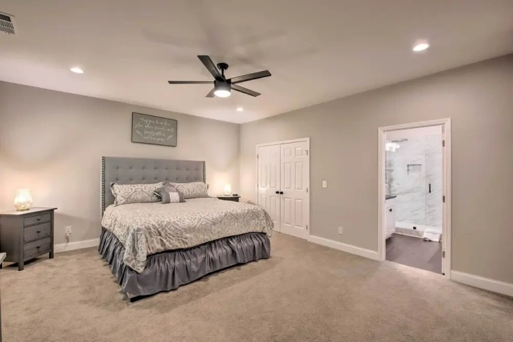 4 Bedrooms Cottage