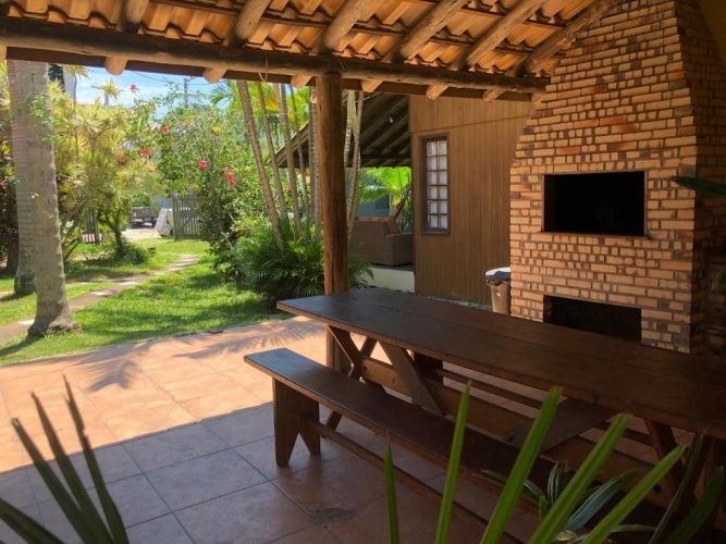 2 Bedrooms Chalet