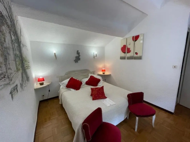 Standard Double room with view