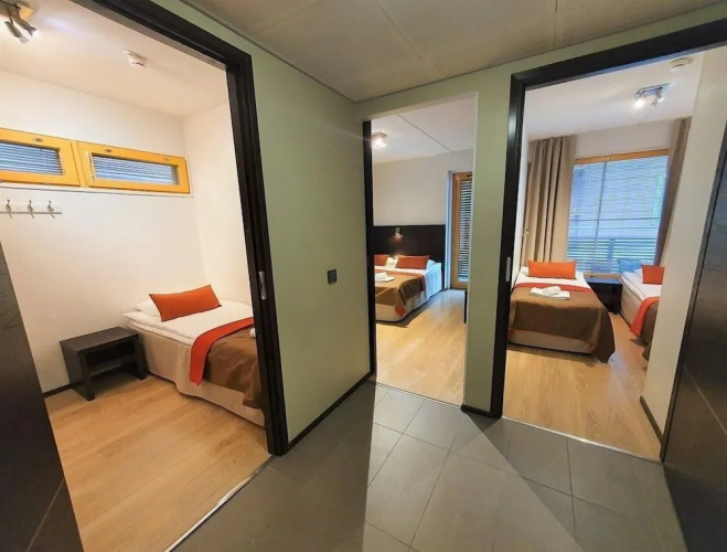 Levi Suites Levi Gold