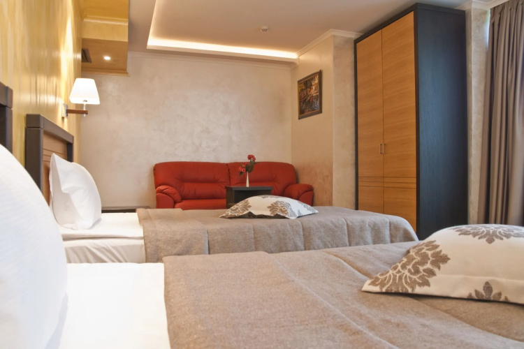 EfBet Hotel