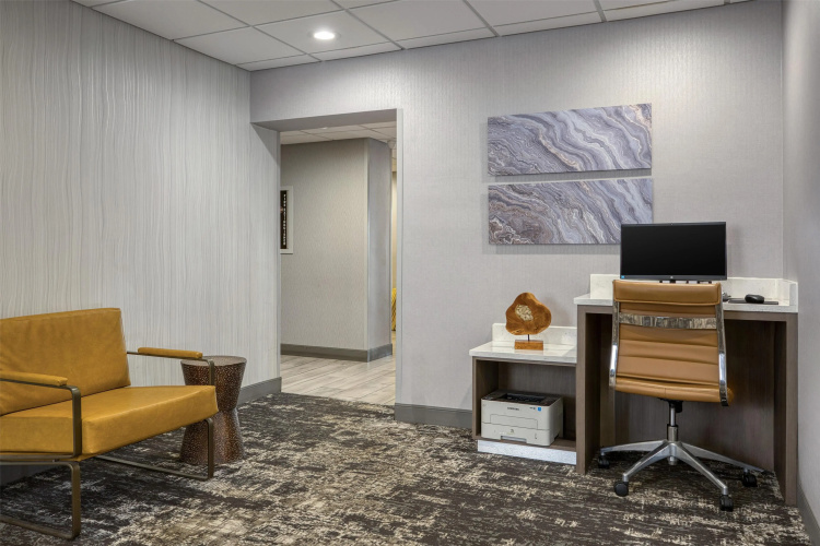 Surestay Plus By Best Western Chicago Lombard photo 13