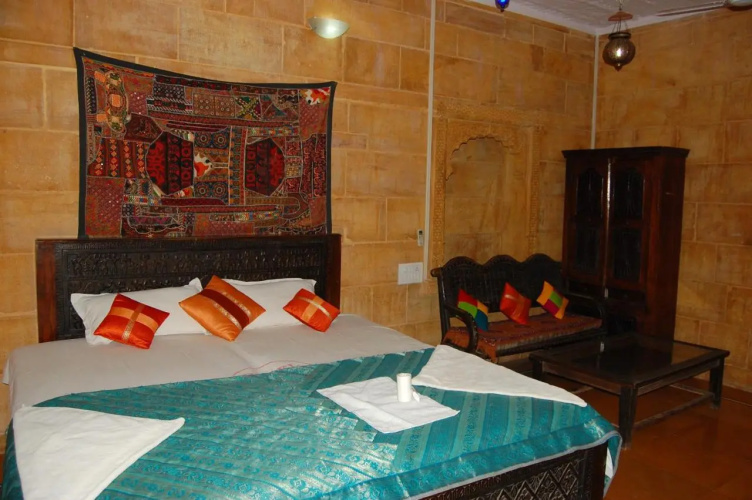 Hotel Pol Haveli