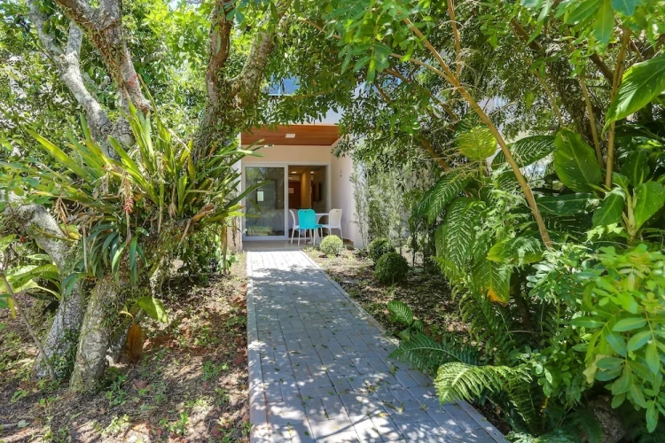 Standard Basement room