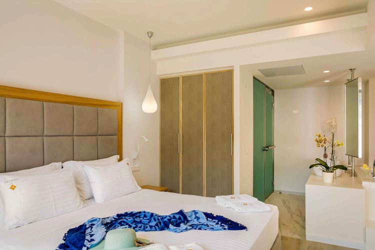 Samian Mare Hotel Suites & Spa