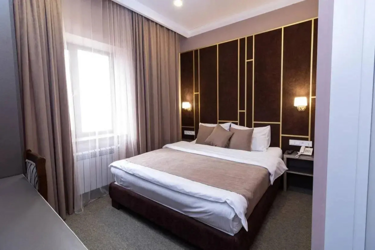 Aragats Hotel