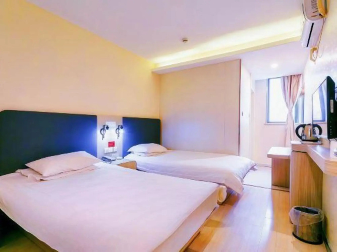 Chuzhou Hotel