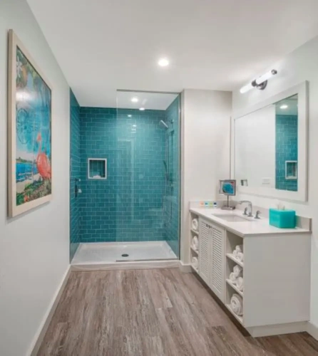 Deluxe Double room with balcony and with partial ocean view