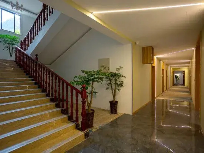 Beautiful Scenery Hotel