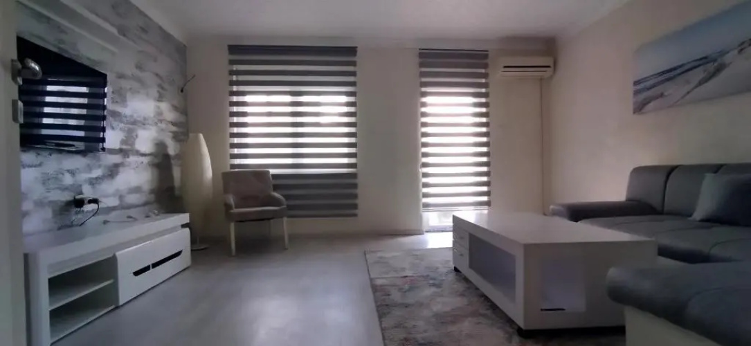 Apartment Center 23