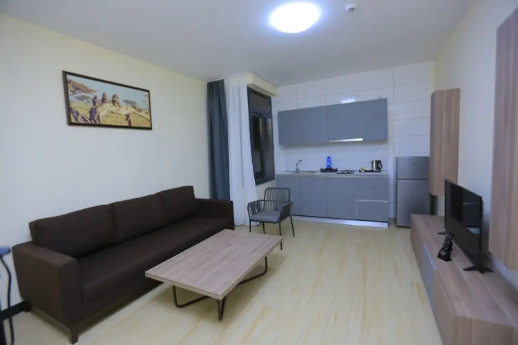 Deluxe Studio