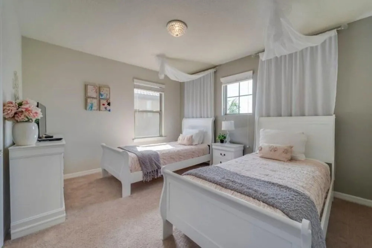 Windsor at Westside Vacation Home