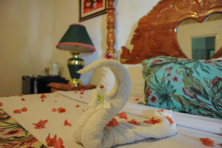 Gloriana Hotel